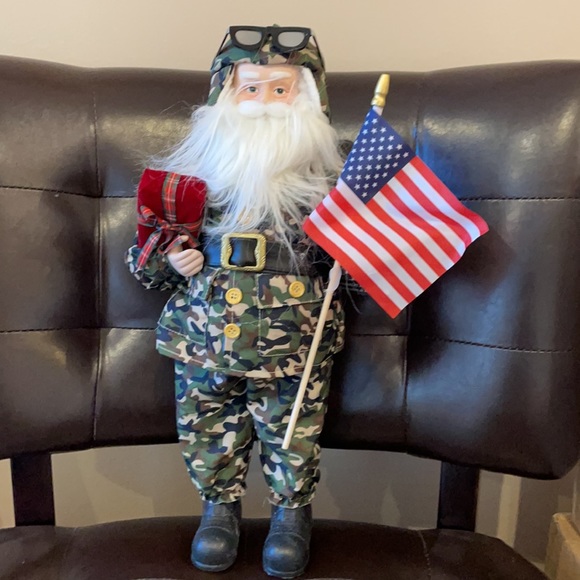 Soldier Santa Claus Camouflage Clothes Tabletop Christmas Decor American flag - Picture 4 of 5